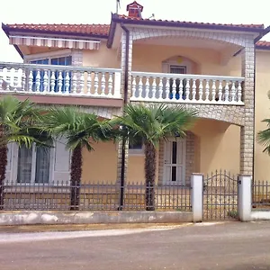 Marinela Apartment